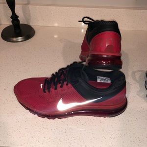 Nike Air Max black/red 2013 men’s size 11